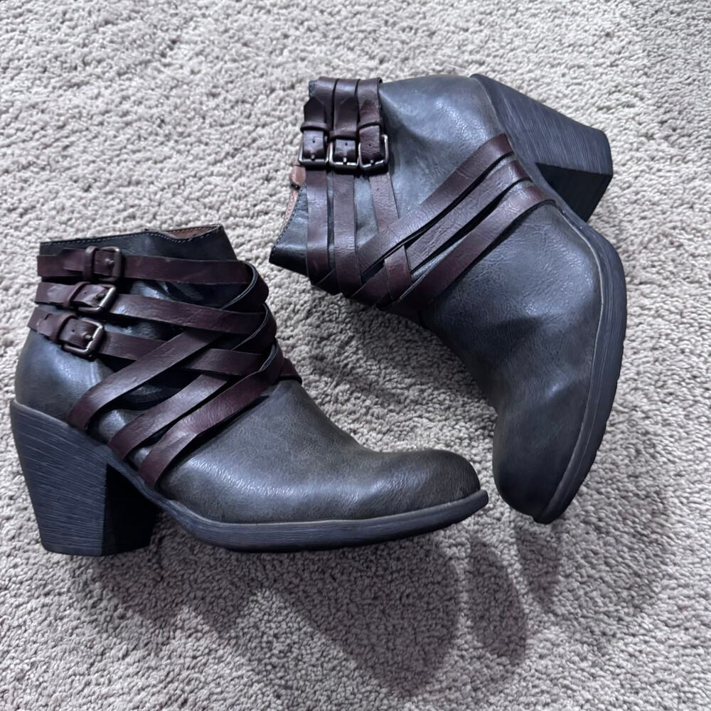 Eurosoft by Sofft Faux Leather Strappy Ankle Booties Boots Women's Size 9 Gray